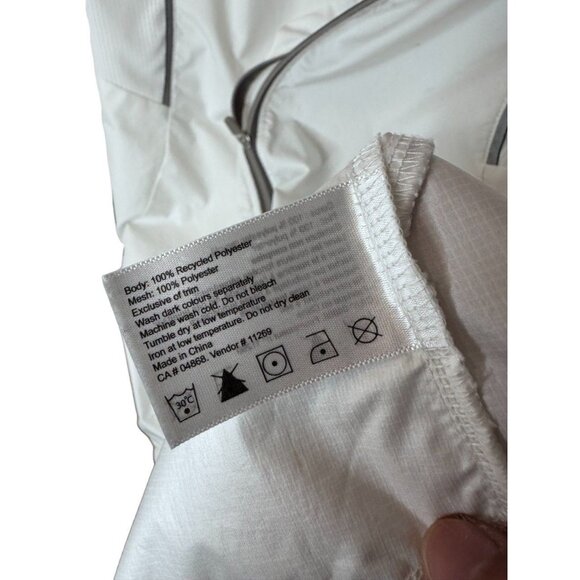 MEC women's white cycling full zip vest size M - Picture 10 of 11